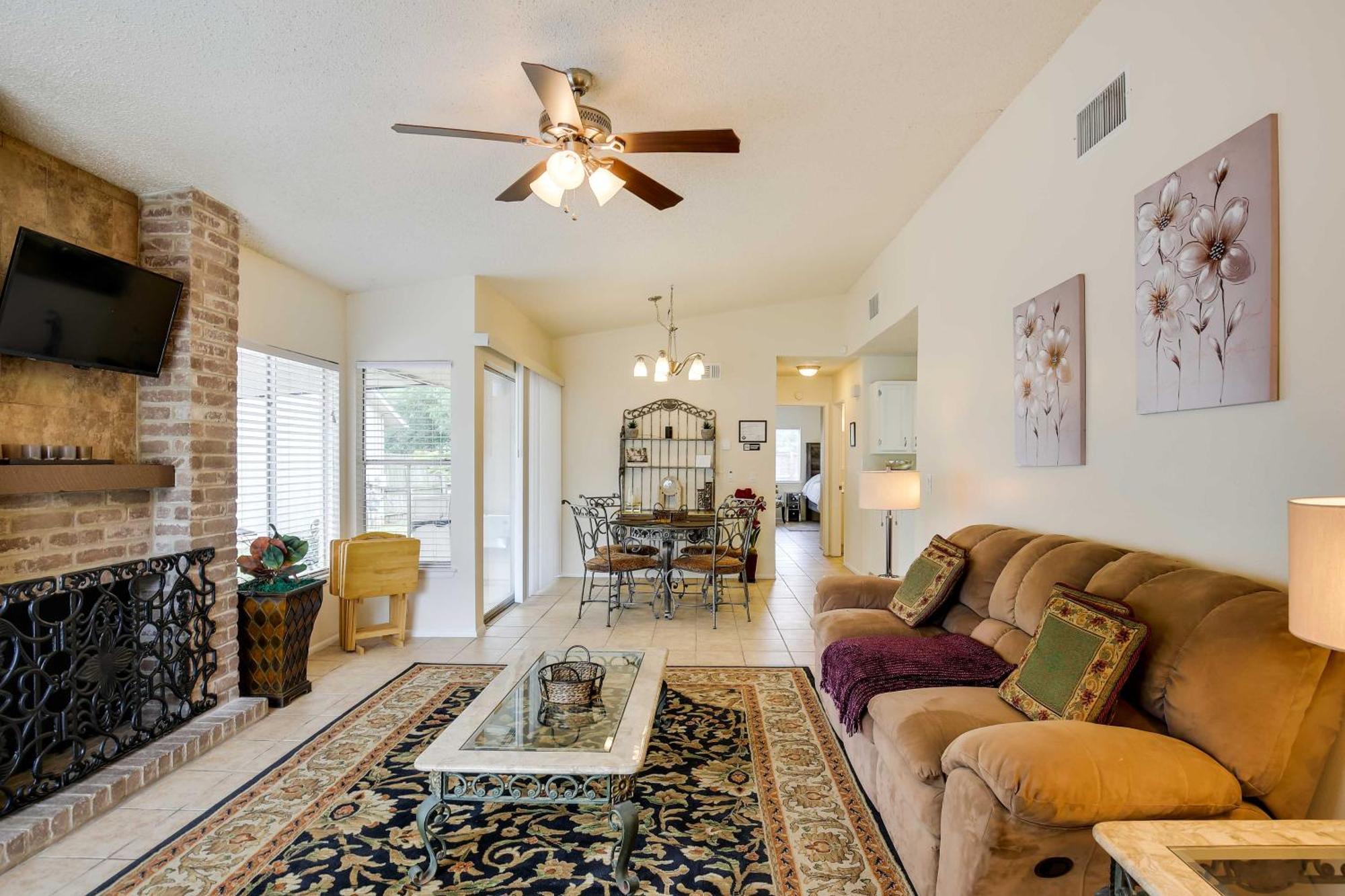 Sunny San Antonio Home With Backyard And Patio! エクステリア 写真