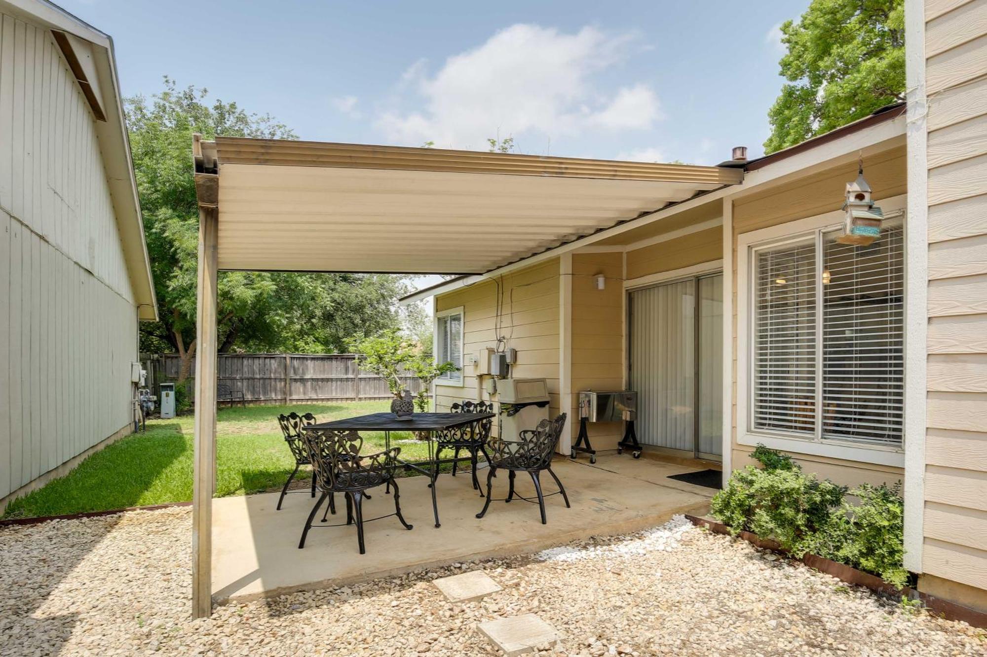 Sunny San Antonio Home With Backyard And Patio! エクステリア 写真